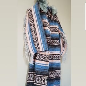 Women's poncho